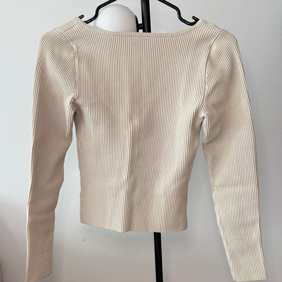 Aritzia Ivory Ribbed Square-Sweetheart Long Sleeve Top - Picture 2 of 3